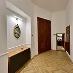 Grand Piotrkowska 82 * Lodz