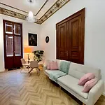 Grand Piotrkowska 82 Lodz